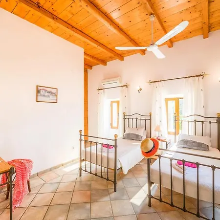 Villa Priodi By
